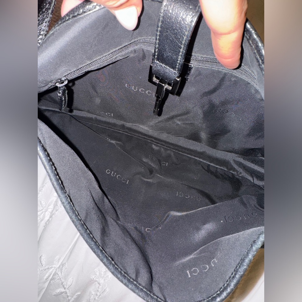 Vintage Gucci hobo bag - Picture 3 of 9